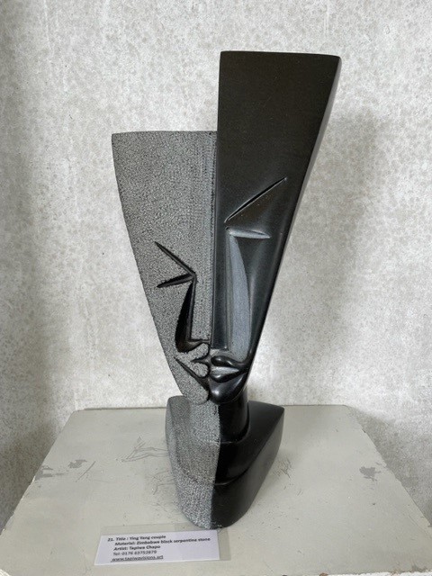 Zimbabwe Black Serpentine stone, Preis: 3.500,00 €